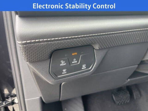 2026 Volkswagen Atlas Cross Sport SE