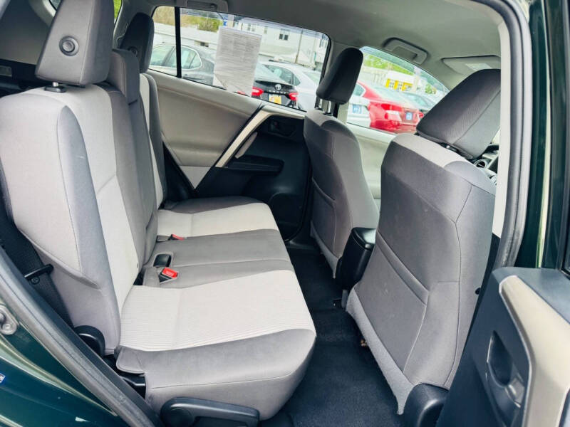 2013 Toyota RAV4 LE
