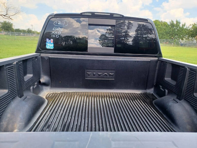 2021 Nissan Titan SV