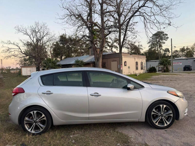 2016 Kia Forte5 EX photo 4