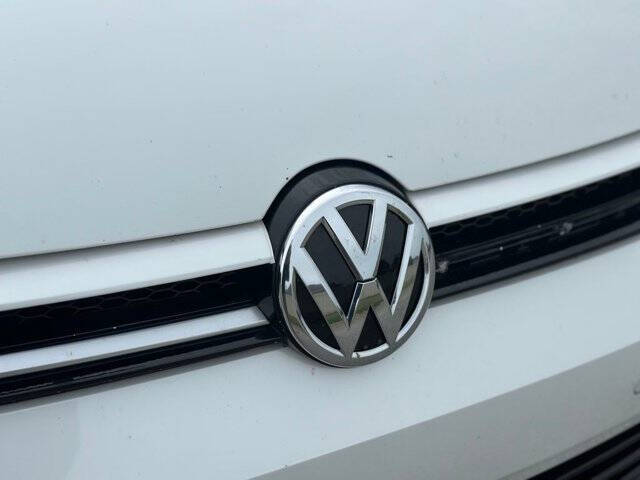 2016 Volkswagen Golf R