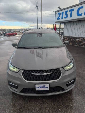 2022 Chrysler Pacifica Touring