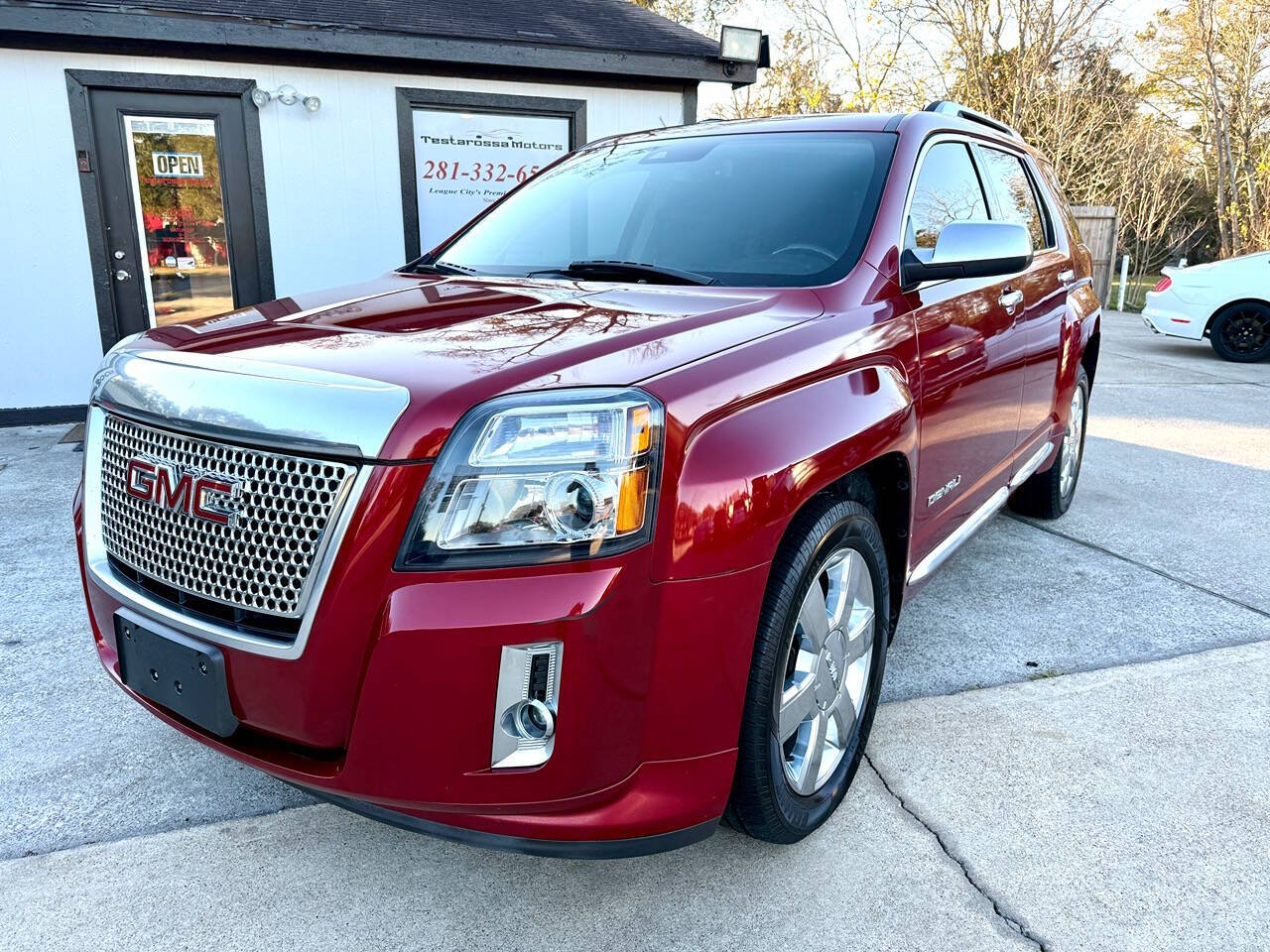 2014 GMC Terrain for sale at Testarossa Motors in League City, TX