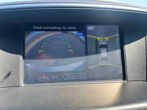 2015 Infiniti Q70 3.7