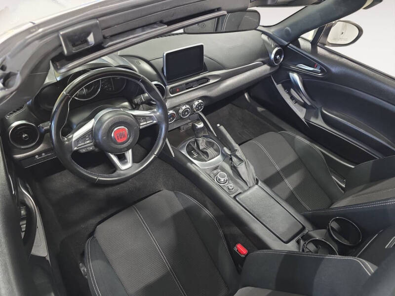 2019 FIAT 124 Spider Classica