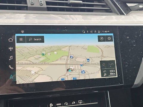 2021 Audi e-tron quattro Premium