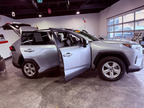 2019 Toyota RAV4 Hybrid LE