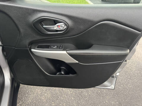 2018 Jeep Cherokee Latitude Plus