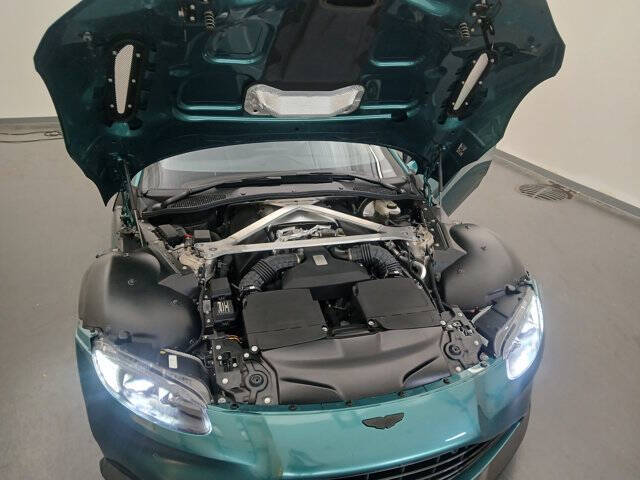 2023 Aston Martin Vantage