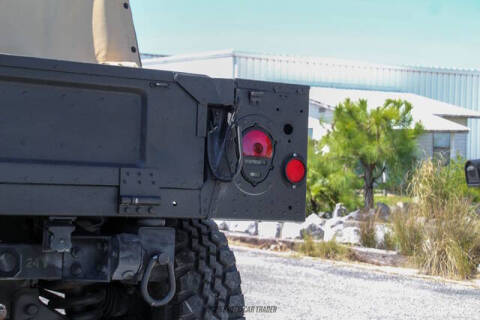 2014 AM General Hummer