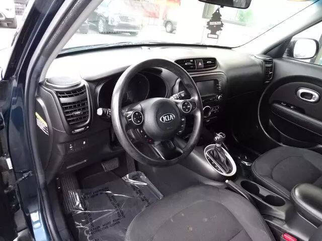 2017 Kia Soul +