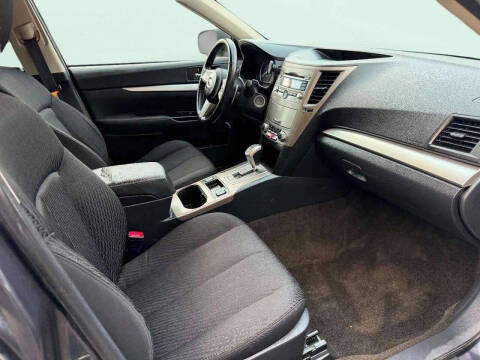 2011 Subaru Outback 2.5i Premium