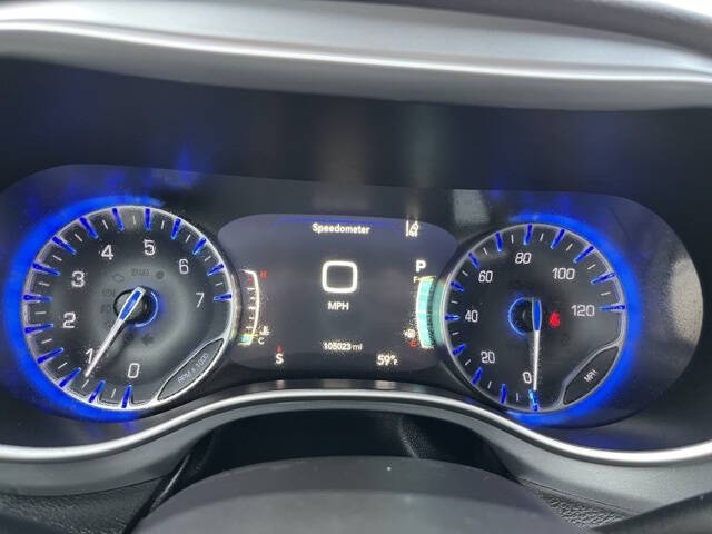 2022 Chrysler Pacifica Touring