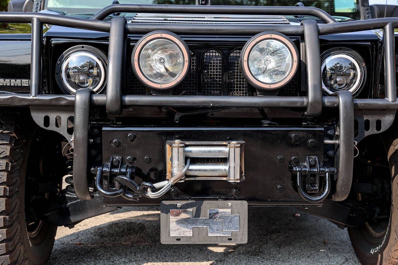 2004 HUMMER H1 24