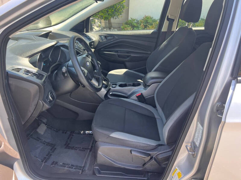 2014 Ford Escape S