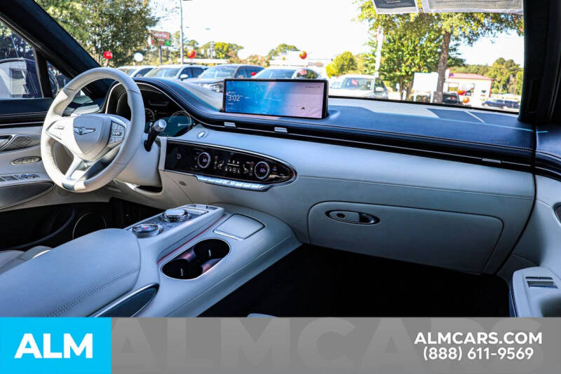 2024 Genesis Electrified GV70