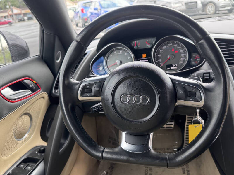 2009 Audi R8 quattro