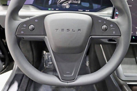 2023 Tesla Model S Plaid