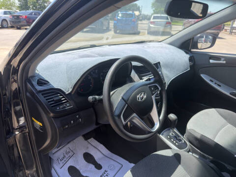 2012 Hyundai Accent GS