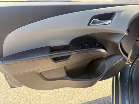 2013 Chevrolet Sonic LT Auto