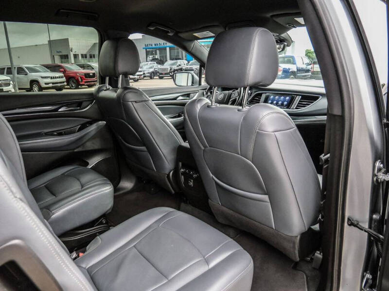 2024 Buick Enclave Essence