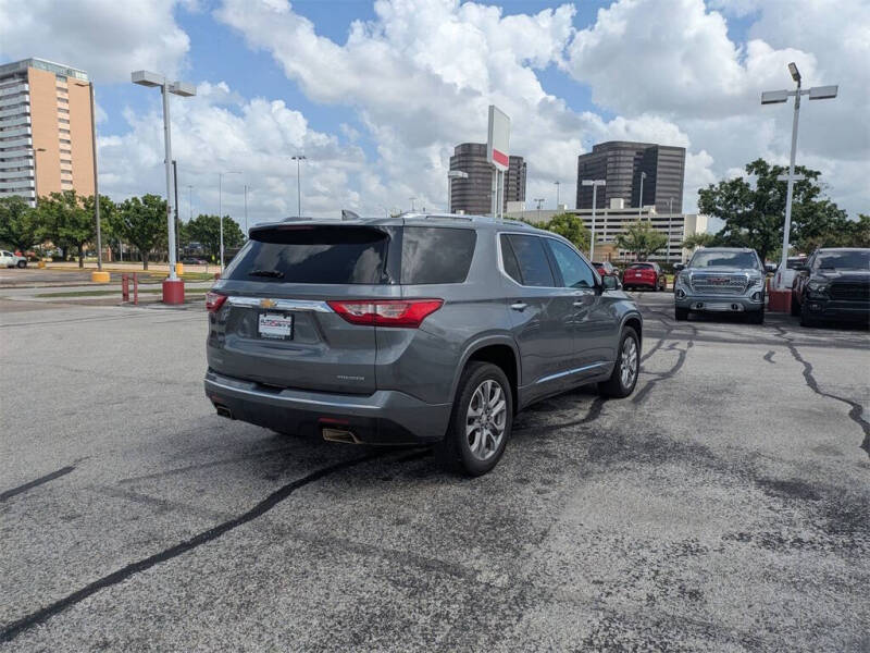 2021 Chevrolet Traverse Premier