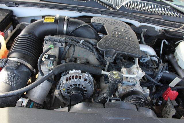 2006 Chevrolet Silverado 2500HD Work photo 30