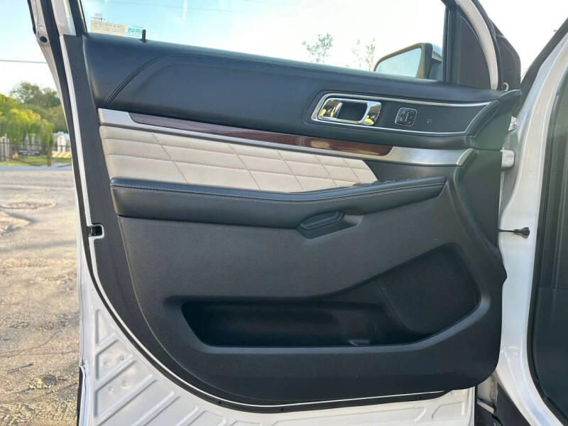 2016 Ford Explorer Platinum