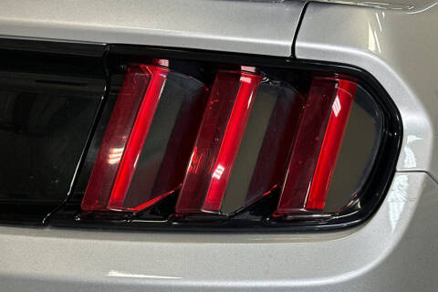 2016 Ford Mustang V6