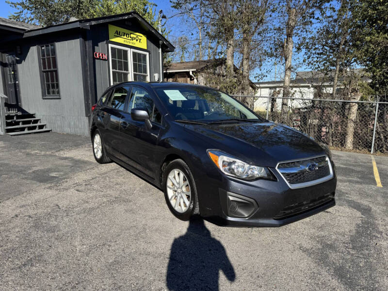 2014 Subaru Impreza 2.0I Premium's photo