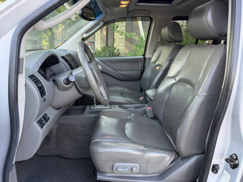 2005 Nissan Frontier LE