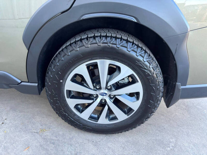 2024 Subaru Outback Premium