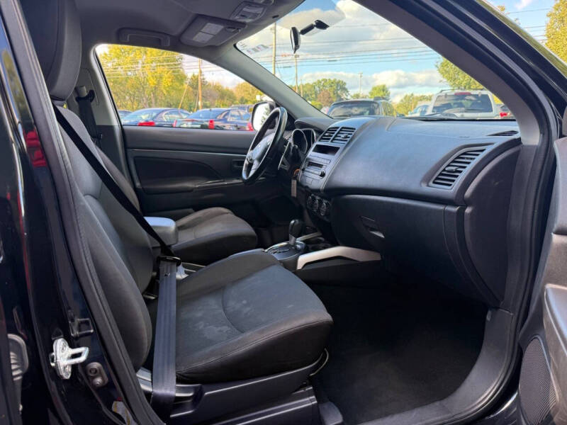 2013 Mitsubishi Outlander Sport ES