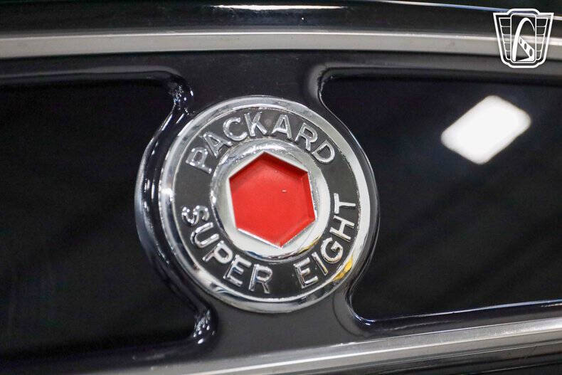 1938 Packard Super Eight