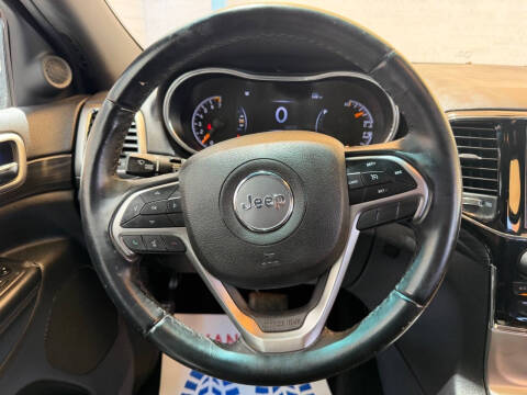 2020 Jeep Grand Cherokee Laredo