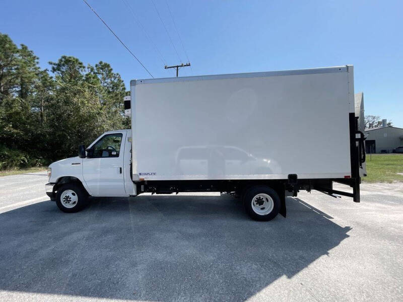 2025 Ford E-Series