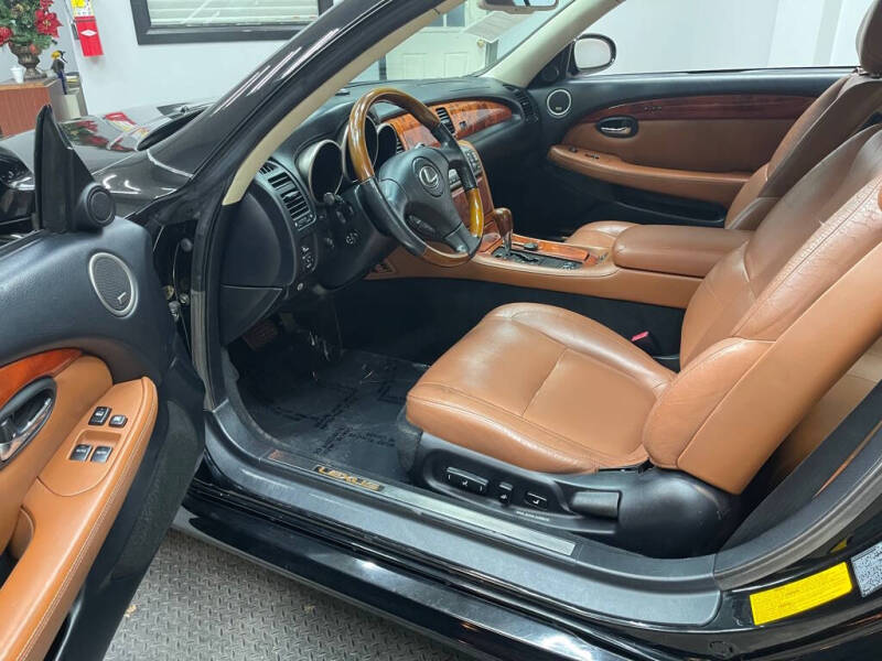 2003 Lexus SC 430