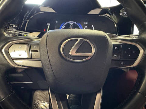 2024 Lexus NX 450h+