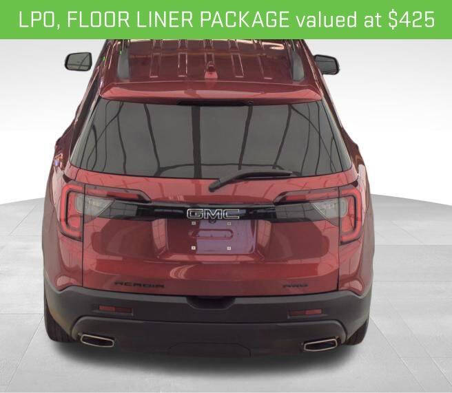 2023 GMC Acadia SLT