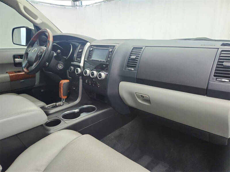 2018 Toyota Sequoia Platinum