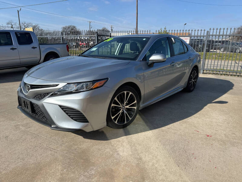 2020 Toyota Camry for sale at Delgado Auto Sales LLC in Grand Prairie TX