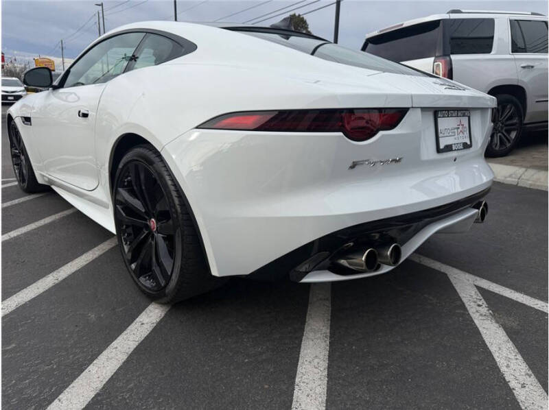 2020 Jaguar F-TYPE R