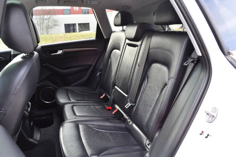 2016 Audi Q5 2.0T quattro Premium Plus