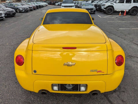 2004 Chevrolet SSR LS