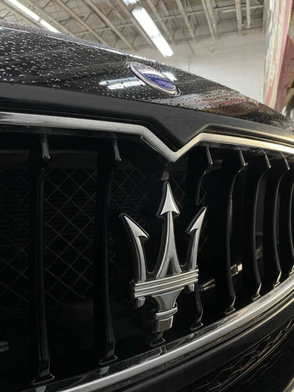 2015 Maserati Ghibli