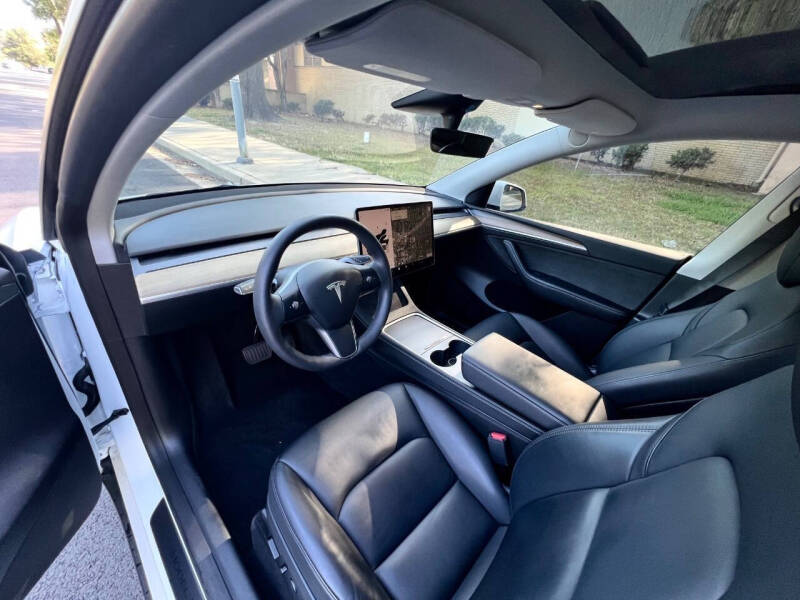 2023 Tesla Model Y Long Range