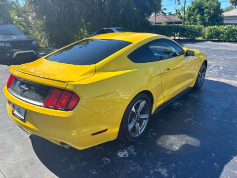 2015 Ford Mustang V6