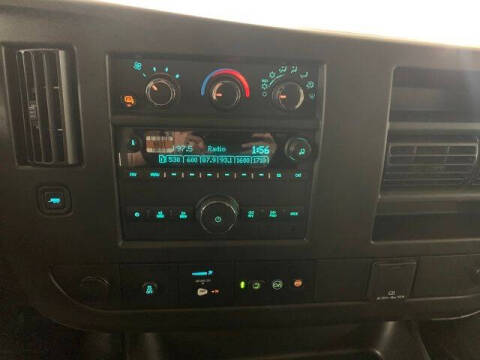 2025 Chevrolet Express 3500