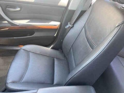 2011 BMW 3 Series 328i