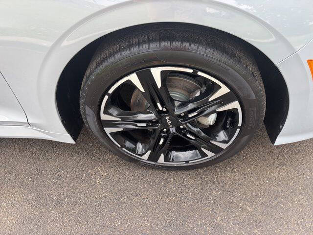 2023 Kia K5